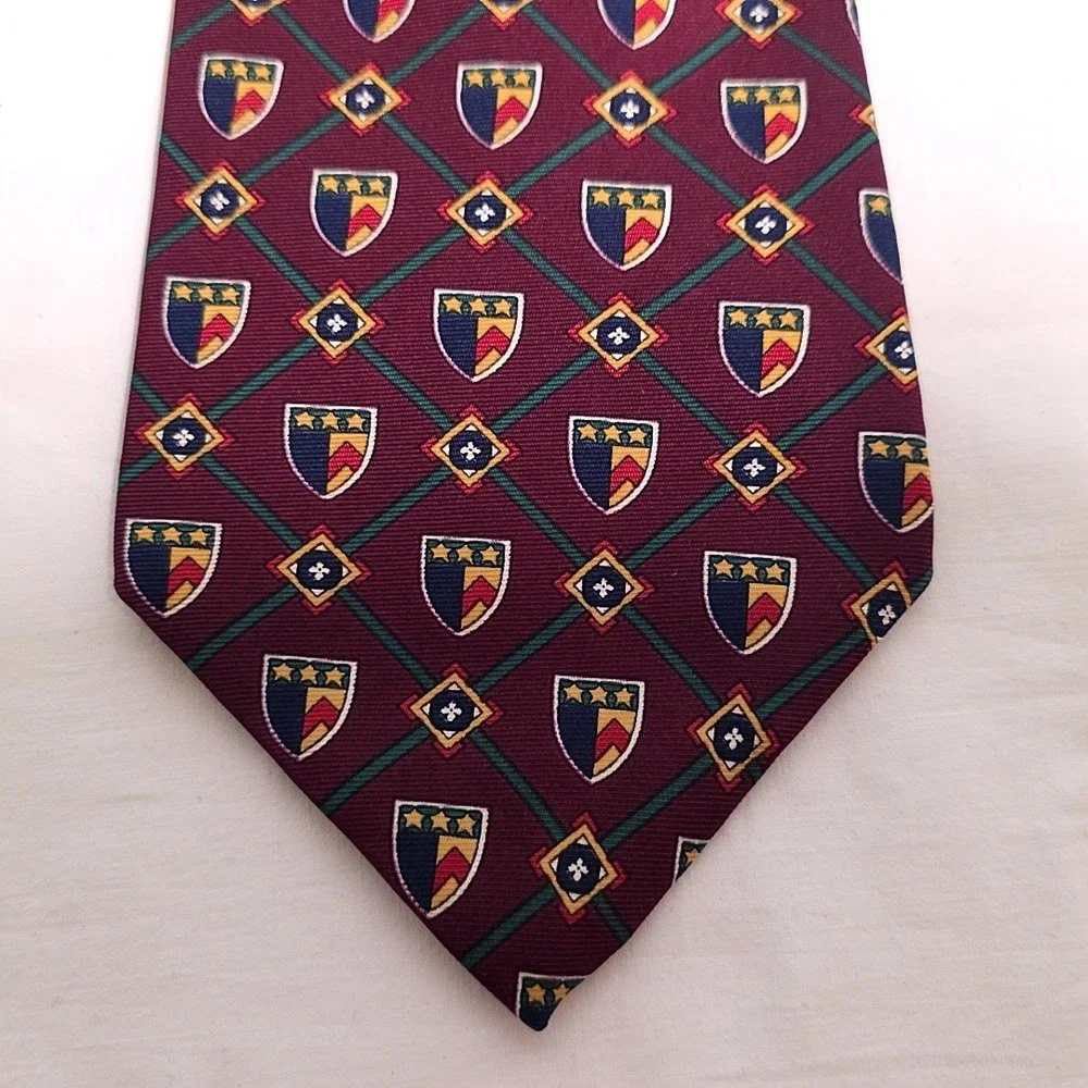 Tommy Hilfiger Necktie Mens Tie Burgundy Crest Lattice Italian Silk Preppy